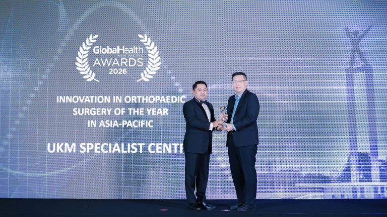 GlobalHealth Asia Pacific Awards 3-2.jpg